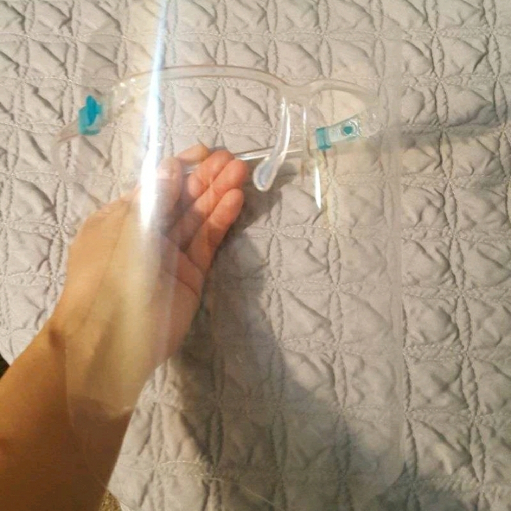 Face sheild clear - Picture 6 of 7